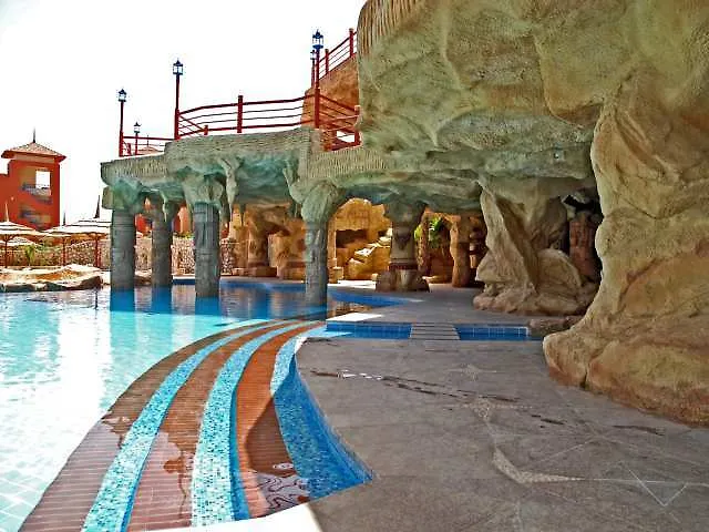 Faraana Heights Aqua Park 4*